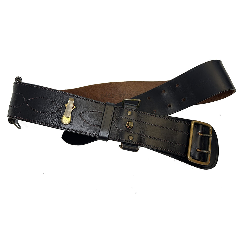 Men's dark brown leather belt