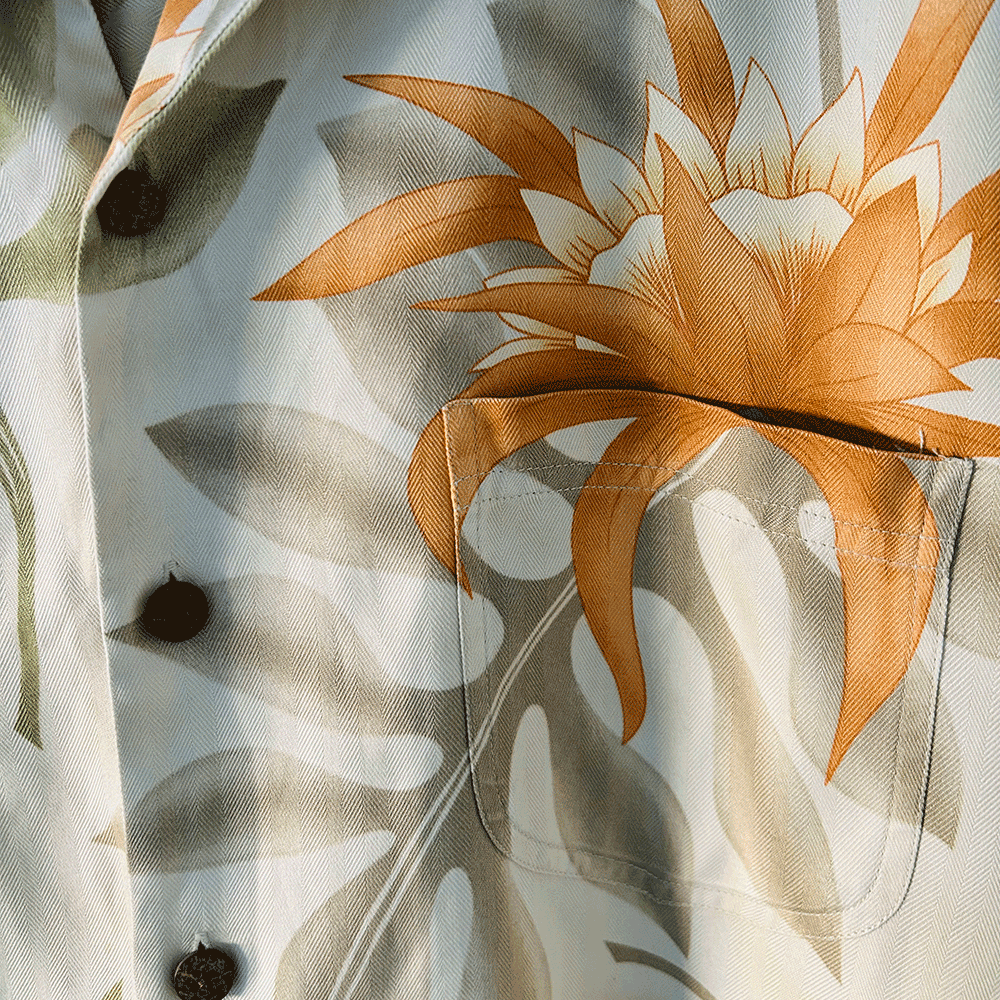 Men's Tommy Bahama silk Hawaiian shirt - Image 3