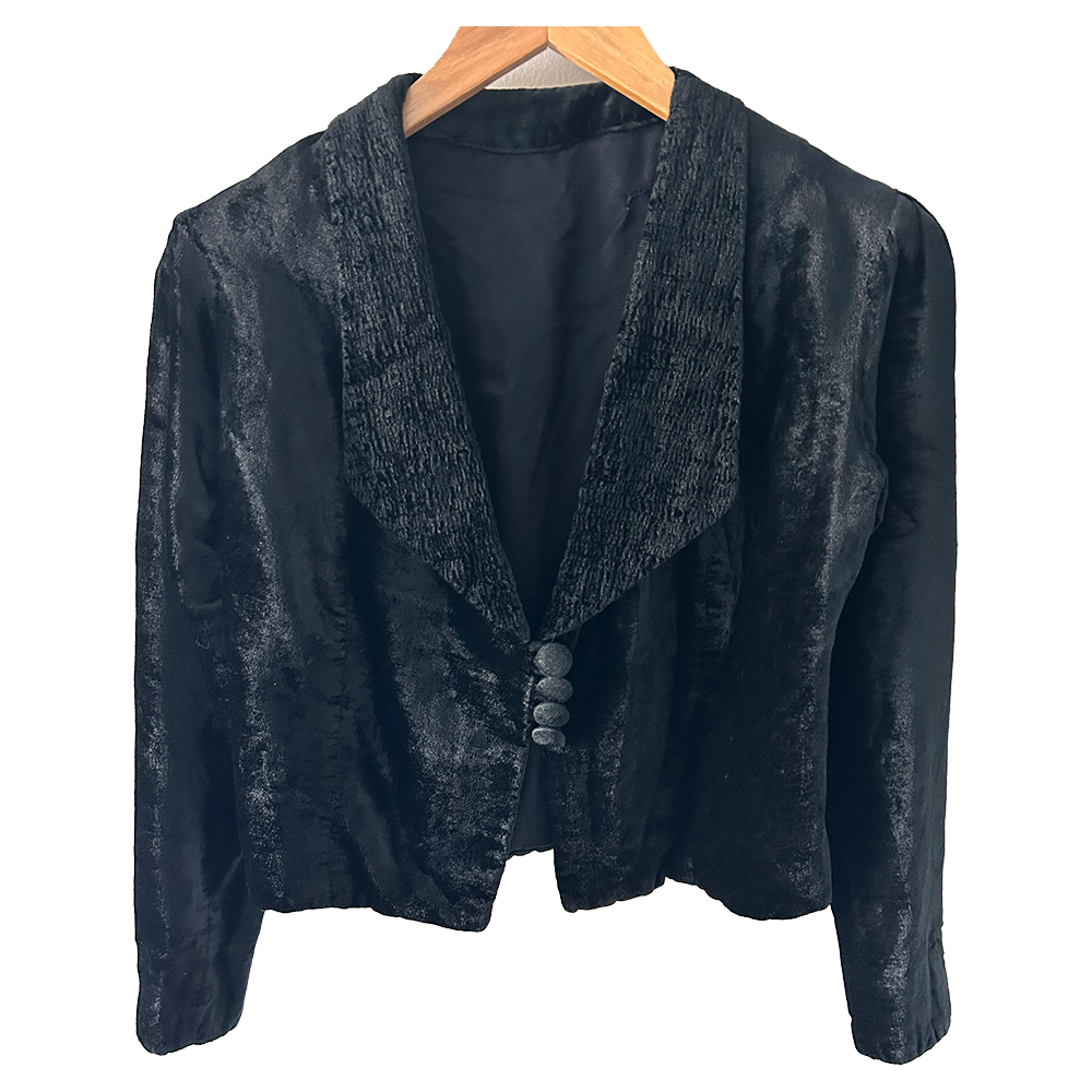 Ladies vintage black velvet short evening jacket