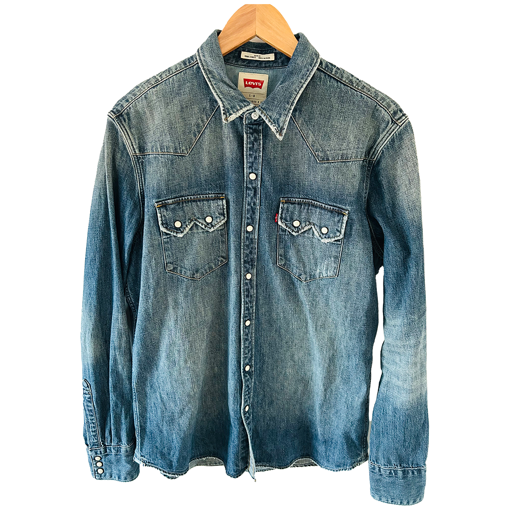 Men's blue denim Levi's shirt