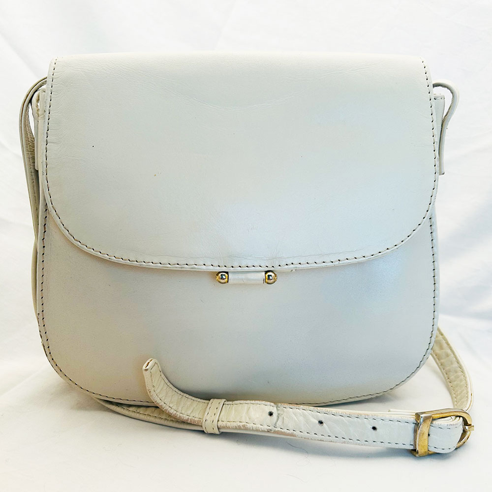Vintage cream leather Salisbury's handbag
